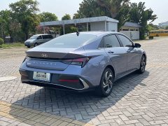 Hyundai Elantra 2023 1.5L CVT GLX Elite - ფოტო 6