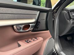 Volvo S90 B5 Intelligent Remote Luxury Edition - ფოტო 17