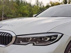 BMW 3 Series 320Li M Sport Package - ფოტო 4