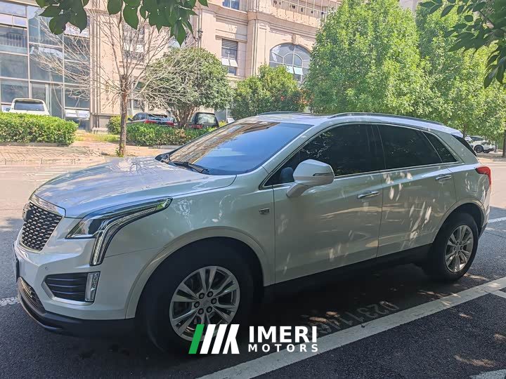 Cadillac XT5 2.0T AWD Version - ავტომობილი ჩინეთიდან
