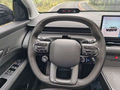 Hyundai EO Yige Two-Wheel Drive TECH 64.2kWh - ფოტო 16