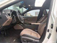 Lexus ES 2025 200 Premium Edition - ფოტო 10