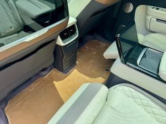 FAW Red Flag E-HS9 660km Range Flagship Edition Four-Seater - ფოტო 10