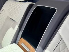 FAW Red Flag E-HS9 660km Range Flagship Edition Four-Seater - ფოტო 11