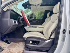 FAW Red Flag E-HS9 660km Range Flagship Edition Four-Seater - ფოტო 5