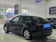 Tesla Model Y Facelift Rear-Wheel Drive - ფოტო 3
