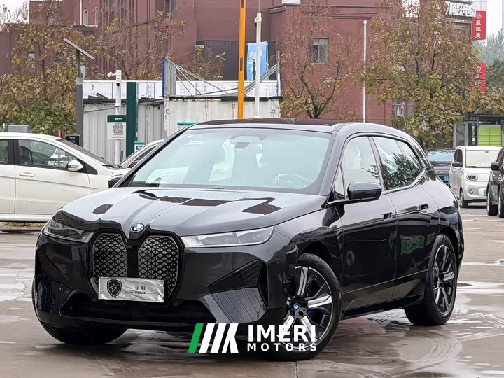 BMW iX 2022 xDrive40 - ავტომობილი ჩინეთიდან