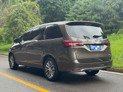 Buick GL8 Land Business Class 652T Comfort - ფოტო 5