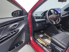 Toyota Yaris L 1.5L CVT Luxury Plus - ფოტო 7