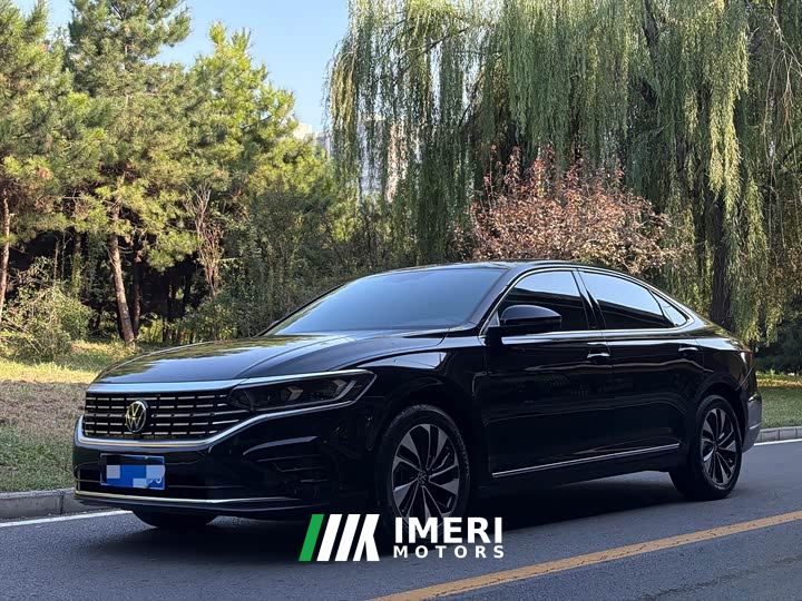Volkswagen Passat 330TSI Elite