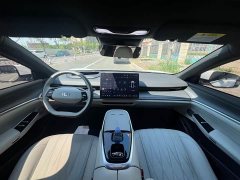 Changan Qiyuan A07 Pure Electric True Value Edition 710 Long-Range - ფოტო 5
