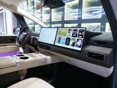 Li Auto Li Xiang MEGA Ultra - ფოტო 12