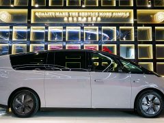 Li Auto Li Xiang MEGA Ultra - ფოტო 7