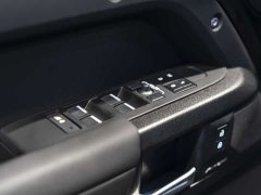 Land Rover Defender 110 3.0T P400 X-Dynamic HSE - ფოტო 18