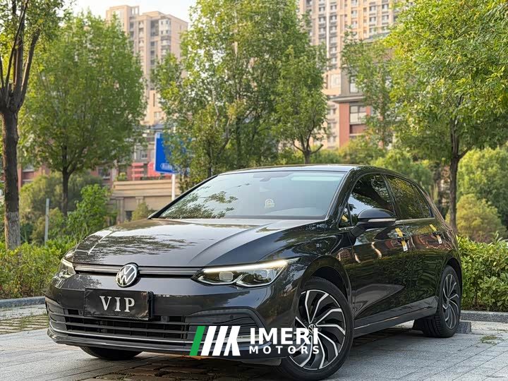 Volkswagen Golf 280TSI DSG Pro - ავტომობილი ჩინეთიდან