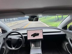 Tesla Model 3 Rear-Wheel Drive - ფოტო 14
