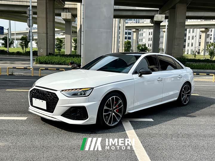Audi A4L 45 TFSI quattro Version