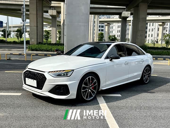Audi A4L 45 TFSI quattro Version - ავტომობილი ჩინეთიდან