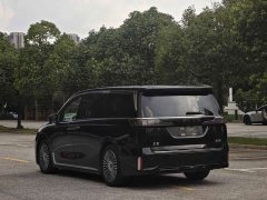 Voyah Lantu Dreamchaser PHEV AWD Flagship Kunpeng Edition - ფოტო 9