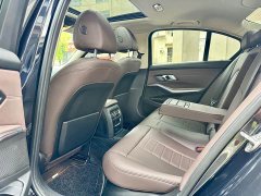BMW 3 Series 325i M Sport Package - ფოტო 11