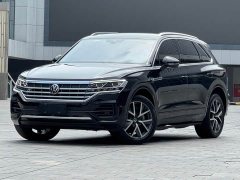 Volkswagen Touareg 3.0TSI Ruixiang Classic Sport Package - ფოტო 1