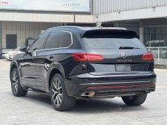 Volkswagen Touareg 3.0TSI Ruixiang Classic Sport Package - ფოტო 4