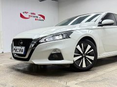 Nissan Teana 2.0L XL Upper AD1 Intelligent Navigation Edition - ფოტო 4