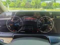 Buick GL8 ES 653T Luxury Version - ფოტო 10