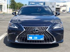 Lexus ES 200 Excellence Edition - ფოტო 2