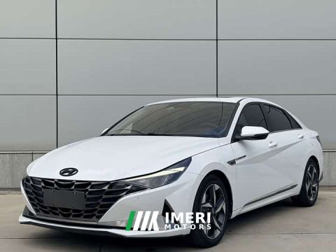 2022 Hyundai Elantra 1.5L CVT Luxury