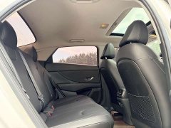 Hyundai Elantra 1.5L CVT Luxury - ფოტო 10