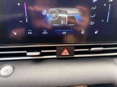 Hyundai Elantra 1.5L CVT Luxury - ფოტო 9