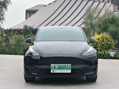 Tesla Model Y Standard Range RWD - ფოტო 2
