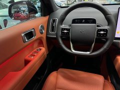 Li Auto L6 Max - ფოტო 6