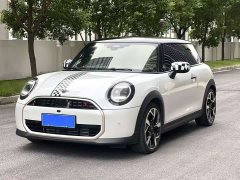 BMW MINI 2025 2.0T COOPER S Artist 3-Door - ფოტო 1
