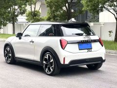 BMW MINI 2025 2.0T COOPER S Artist 3-Door - ფოტო 4