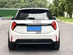 BMW MINI 2025 2.0T COOPER S Artist 3-Door - ფოტო 5
