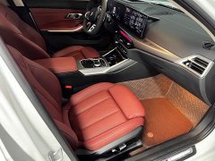BMW 3 Series 330Li M Sport Night Edition Package - ფოტო 13