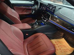 BMW 5 Series Facelift 525Li M Sport Package - ფოტო 13