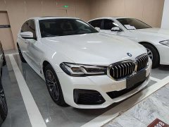 BMW 5 Series Facelift 525Li M Sport Package - ფოტო 3