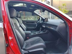 Honda Civic Hatchback 240 Turbo CVT Peak Edition - ფოტო 11
