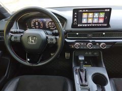 Honda Civic Hatchback 240 Turbo CVT Peak Edition - ფოტო 15