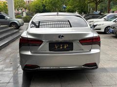 Lexus LS 500h Luxury - ფოტო 10