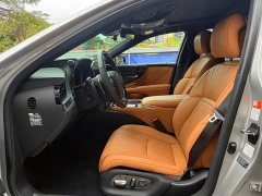 Lexus LS 500h Luxury - ფოტო 4