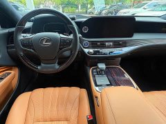 Lexus LS 500h Luxury - ფოტო 6