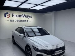Hyundai Elantra 2023 1.5L CVT Luxury - ფოტო 1