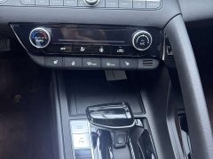 Hyundai Elantra 2023 1.5L CVT Luxury - ფოტო 10