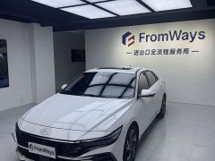 Hyundai Elantra 2023 1.5L CVT Luxury - ფოტო 3