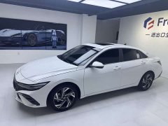 Hyundai Elantra 2023 1.5L CVT Luxury - ფოტო 4