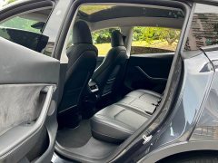 Tesla Model Y Rear-Wheel Drive - ფოტო 14